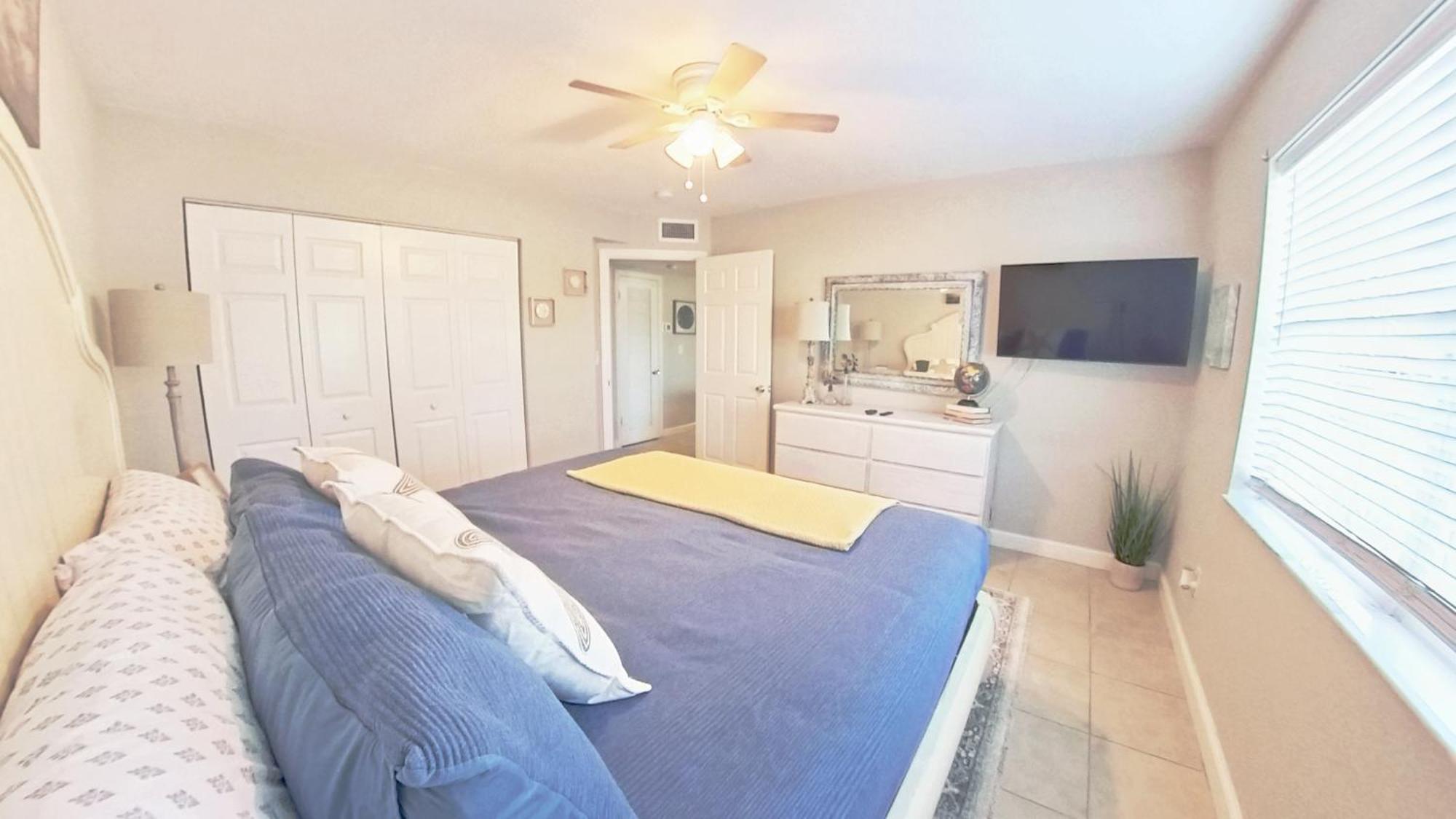 Naples Park Oasis - Cozy Two Bedroom Apartment Dış mekan fotoğraf